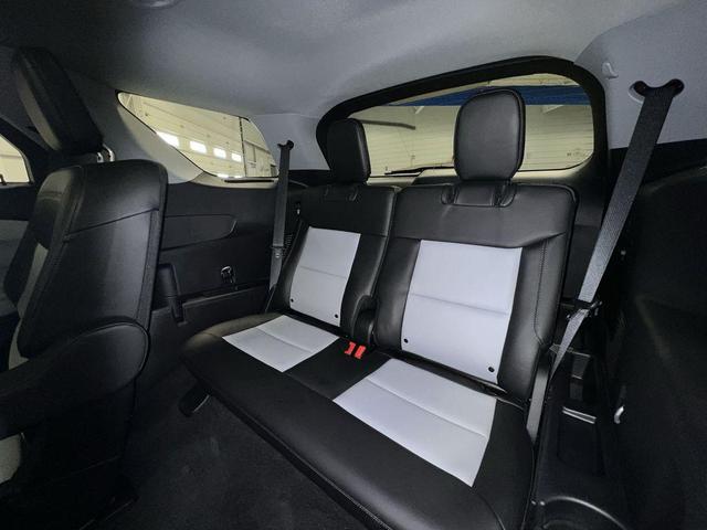 Photo of 2023 Agate Black Metallic Ford Explorer