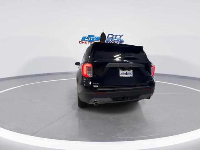 Photo of 2023 Agate Black Metallic Ford Explorer