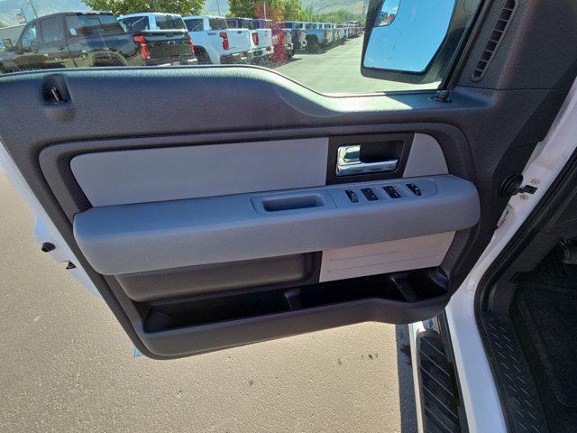 Photo of 2013 Oxford White Ford F-150