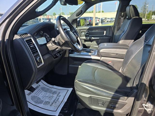 Photo of 2017 Granite Crystal Metallic Clearcoat RAM 1500