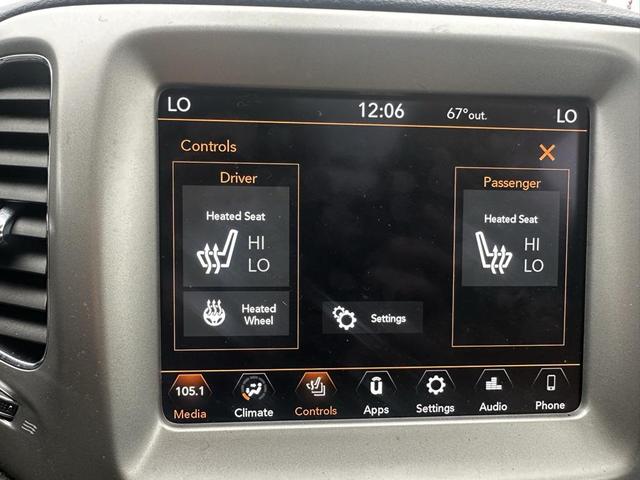 Photo of 2021 Jazz Blue Pearlcoat Jeep Compass