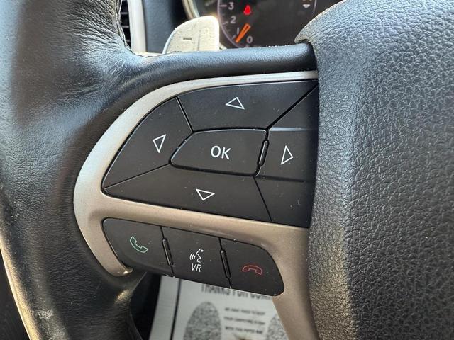 Photo of 2016 Recon Green Clearcoat Jeep Grand Cherokee