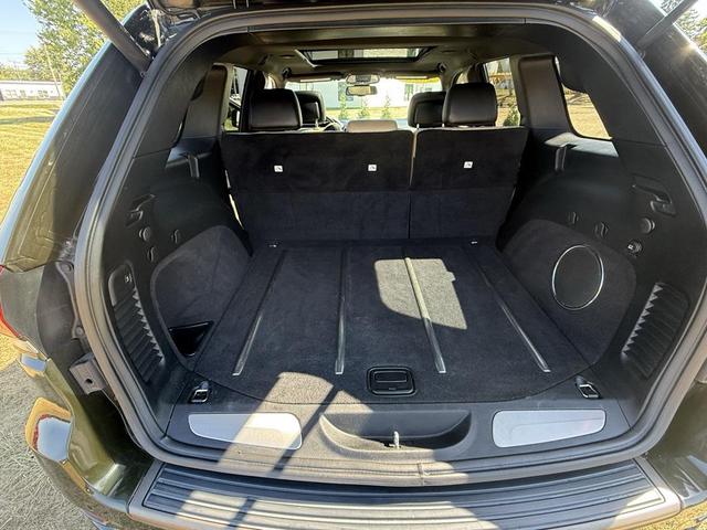 Photo of 2016 Recon Green Clearcoat Jeep Grand Cherokee