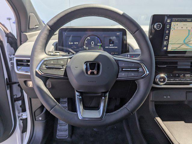 Photo of 2025 Snowfall Pearl Honda Prologue