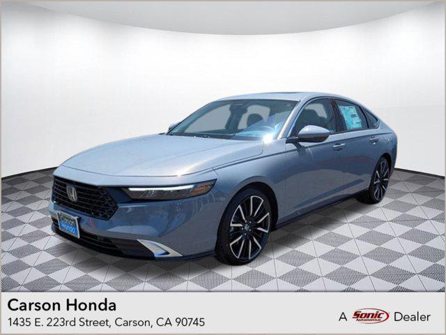 Photo of 2025 Urban Gray Pearl Honda Accord Hybrid