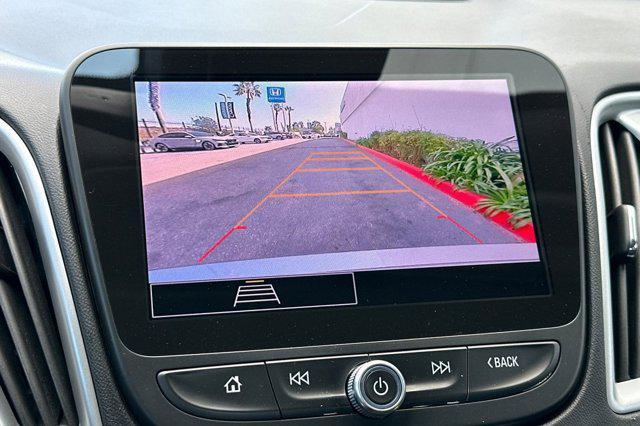 Photo of 2024 Mineral Gray Metallic Chevrolet Malibu