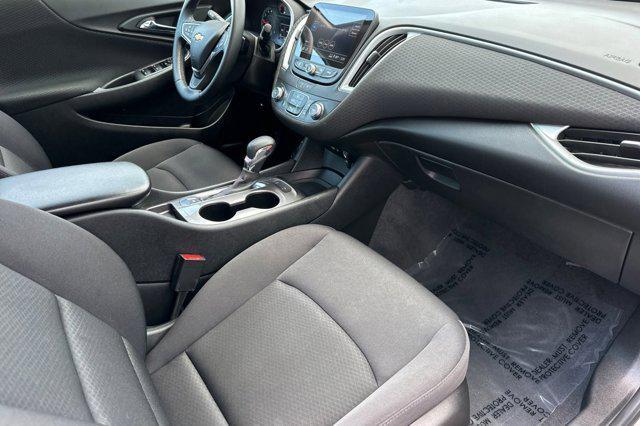 Photo of 2024 Mineral Gray Metallic Chevrolet Malibu