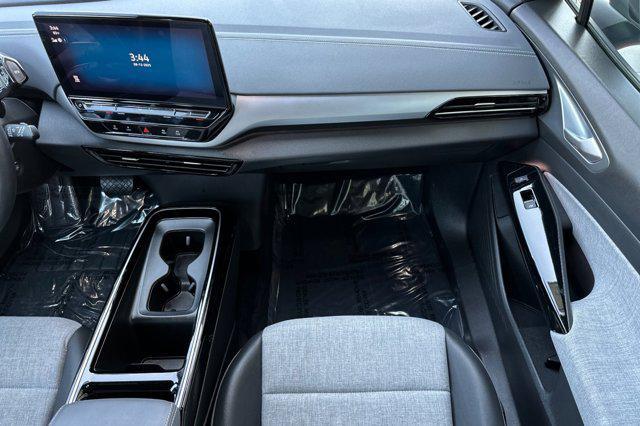 Photo of 2024 Pure Gray Volkswagen ID.4
