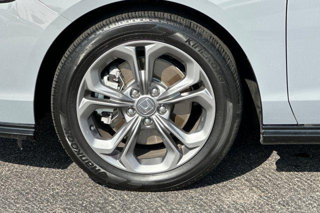 Photo of 2024 Gray Honda Accord Hybrid