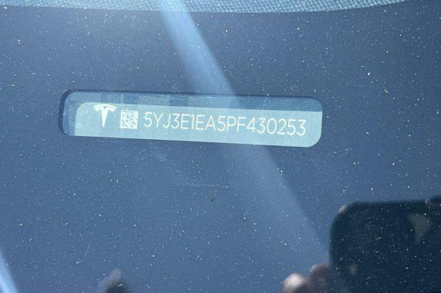 Photo of 2023 Deep Blue Metallic Tesla Model 3