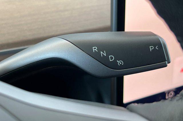 Photo of 2023 Deep Blue Metallic Tesla Model 3