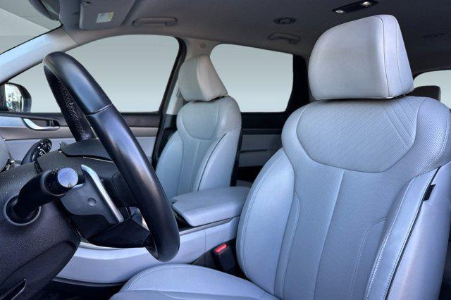 Photo of 2024 Sierra Burgundy Hyundai PALISADE