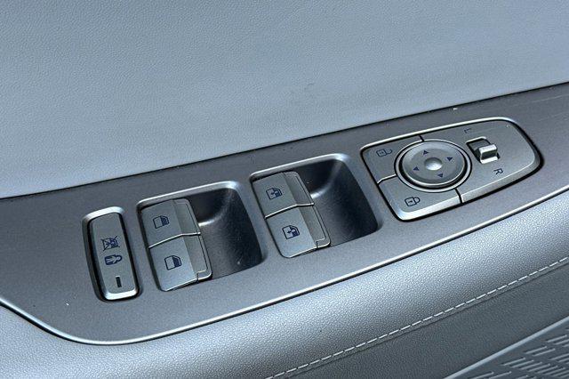 Photo of 2024 Sierra Burgundy Hyundai PALISADE