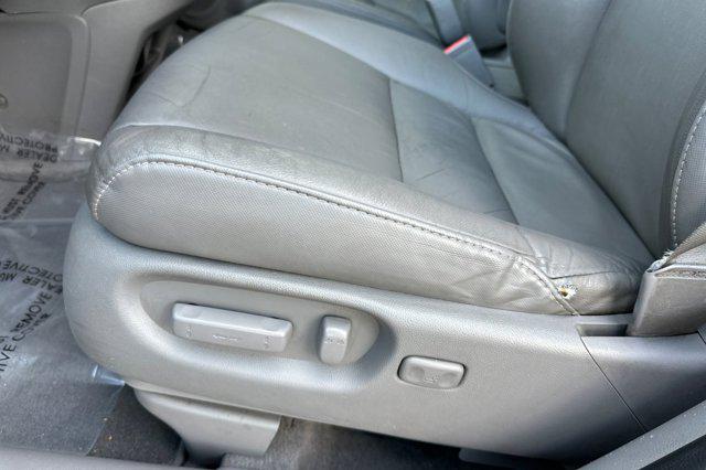 Photo of 2010 Blue Honda CR-V