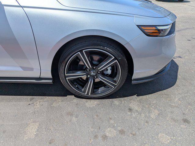 Photo of 2025 Solar Silver Metallic Honda Accord Hybrid