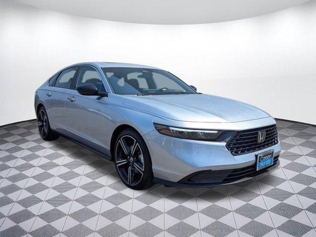 Photo of 2025 Solar Silver Metallic Honda Accord Hybrid