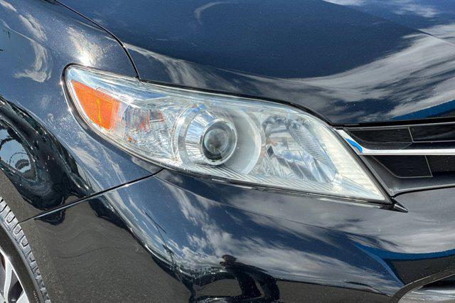 Photo of 2020 Midnight Black Metallic Toyota Sienna