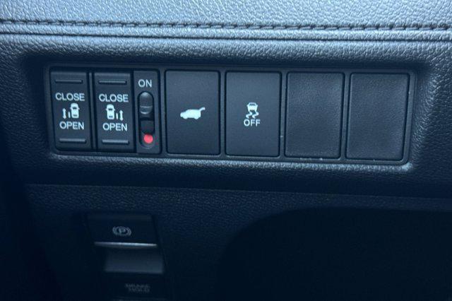 Photo of 2026 Crystal Black Pearl Honda Odyssey