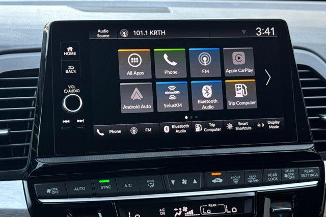 Photo of 2026 Crystal Black Pearl Honda Odyssey