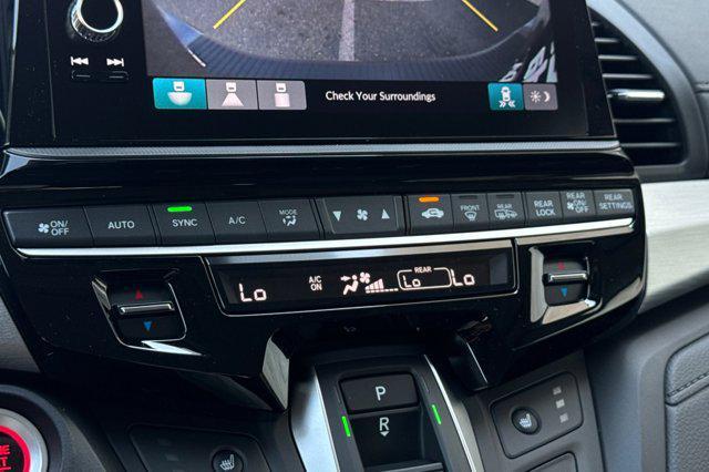 Photo of 2026 Crystal Black Pearl Honda Odyssey