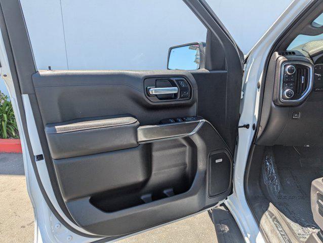 Photo of 2021 Summit White GMC Sierra 1500