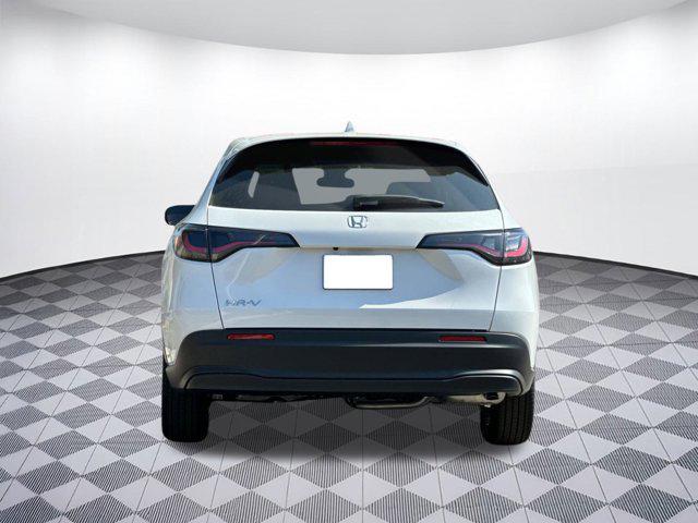 Photo of 2026 Platinum White Pearl Honda HR-V