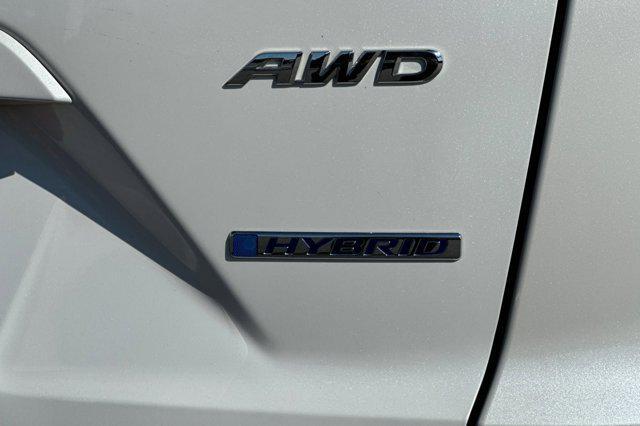 Photo of 2022 Gray Honda CR-V Hybrid