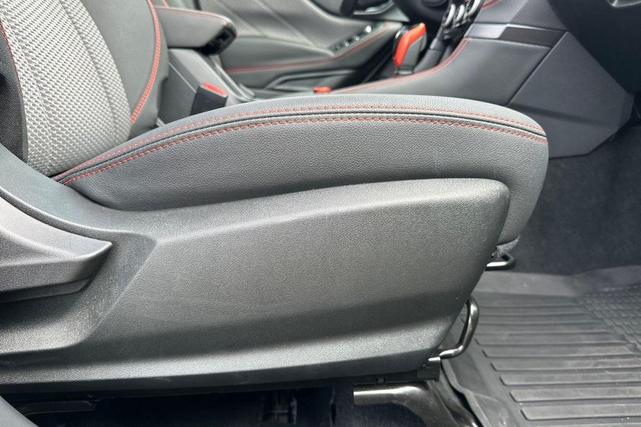 Photo of 2024 Magnetite Gray Metallic Subaru Forester
