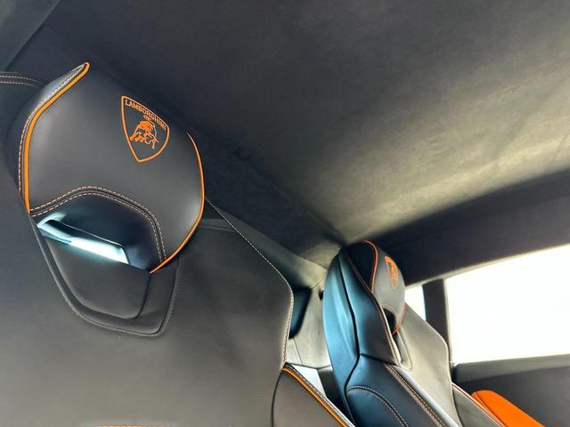 Photo of 2022 Blu Cepheus Metallic Lamborghini Huracan EVO