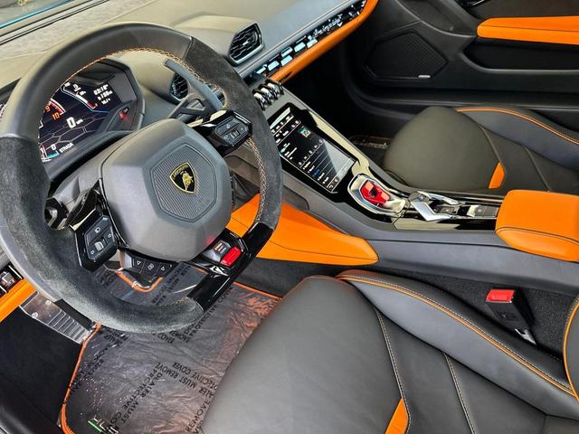 Photo of 2022 Blu Cepheus Metallic Lamborghini Huracan EVO
