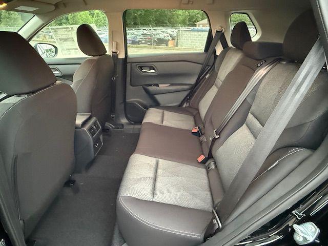 Photo of 2026 Super Black Nissan Rogue