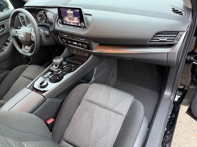 Photo of 2026 Super Black Nissan Rogue