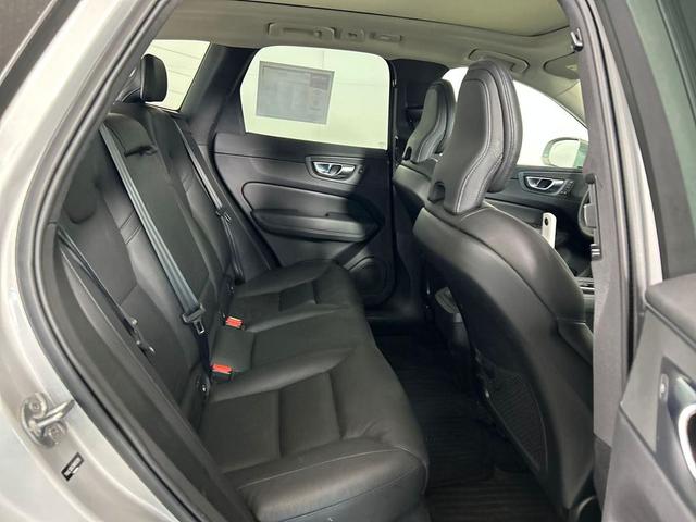 Photo of 2022 Silver Volvo XC60