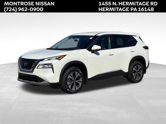 Photo of 2021 Pearl White Tricoat Nissan Rogue