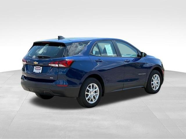 Photo of 2023 Blue Glow Metallic Chevrolet Equinox