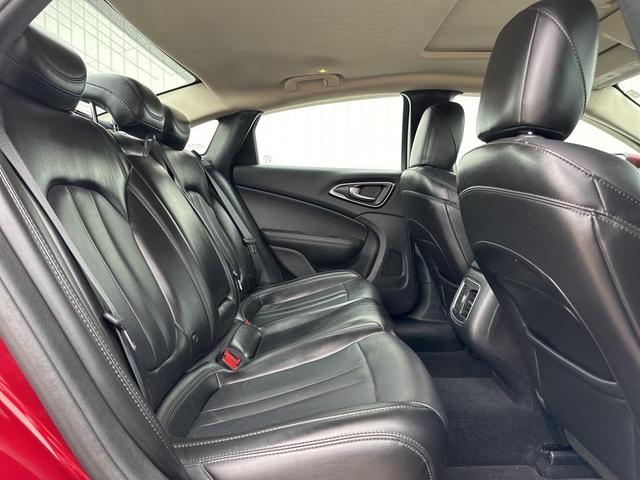 Photo of 2017 Velvet Red Pearlcoat Chrysler 200