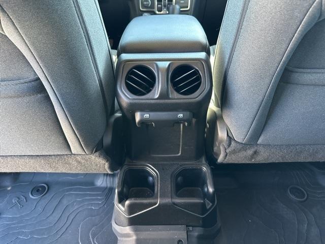 Photo of 2024 Granite Crystal Clearcoat Metallic Jeep Gladiator