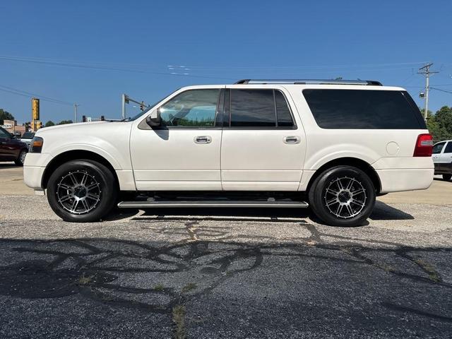 Photo of 2013 White Platinum Clearcoat Metallic Ford Expedition EL
