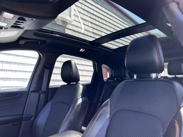 Photo of 2023 Carbonized Gray Metallic Ford Escape