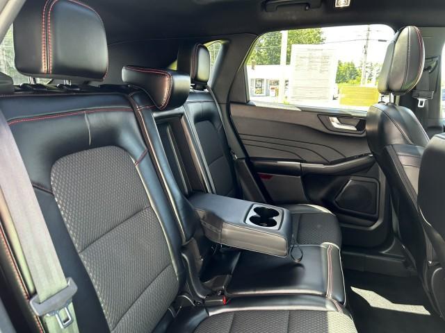 Photo of 2023 Carbonized Gray Metallic Ford Escape