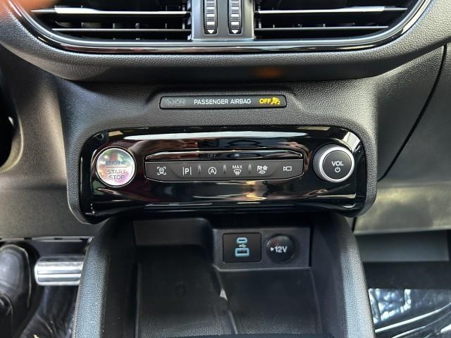 Photo of 2023 Carbonized Gray Metallic Ford Escape