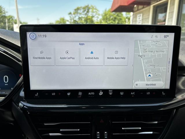 Photo of 2023 Carbonized Gray Metallic Ford Escape