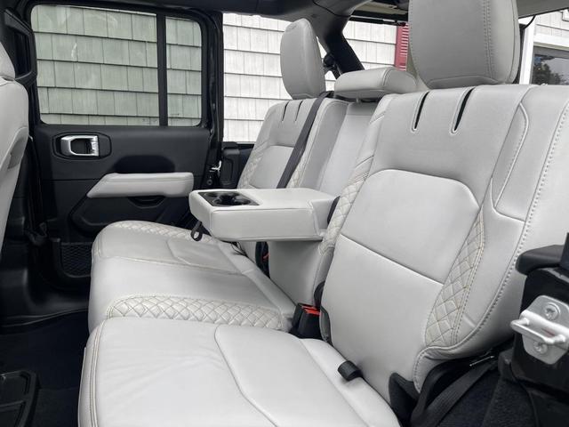 Photo of 2022 Black Clearcoat Jeep Wrangler Unlimited 4xe