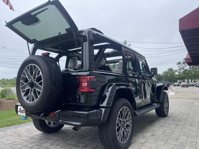 Photo of 2022 Black Clearcoat Jeep Wrangler Unlimited 4xe