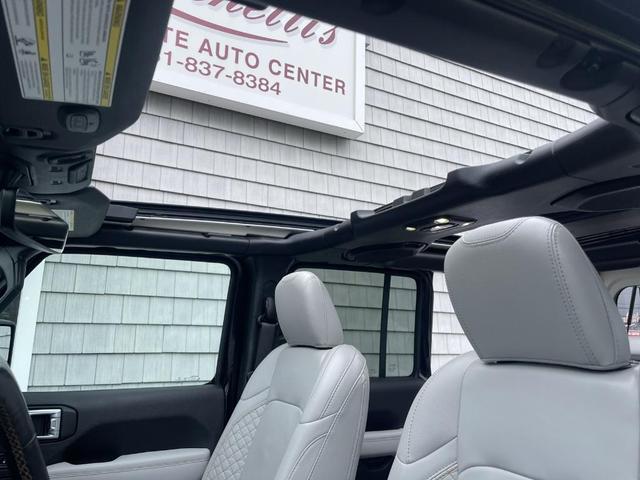 Photo of 2022 Black Clearcoat Jeep Wrangler Unlimited 4xe