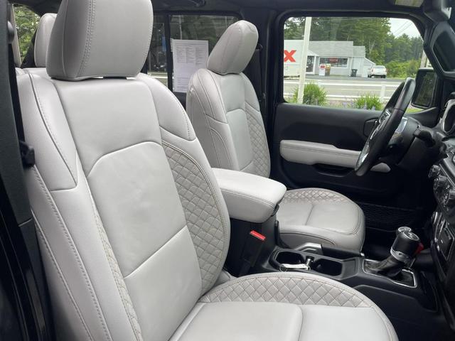 Photo of 2022 Black Clearcoat Jeep Wrangler Unlimited 4xe
