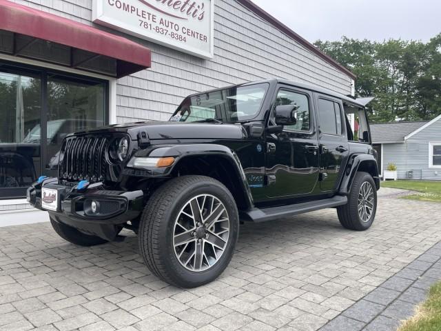 Photo of 2022 Black Clearcoat Jeep Wrangler Unlimited 4xe