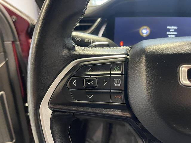 Photo of 2021 Velvet Red Pearlcoat Jeep Grand Cherokee L