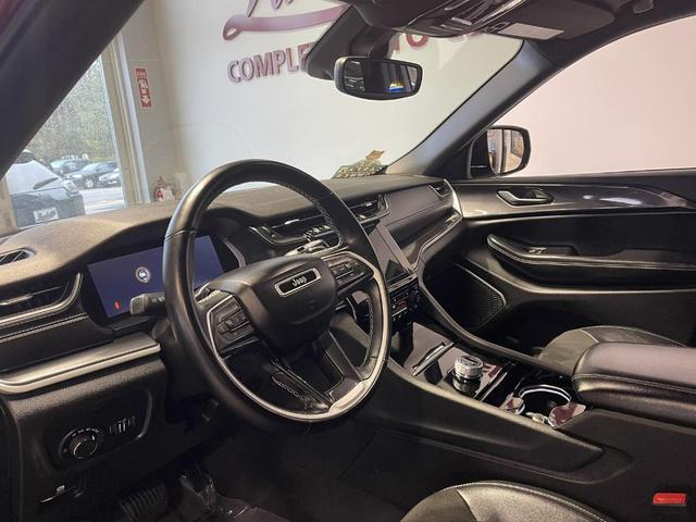 Photo of 2021 Velvet Red Pearlcoat Jeep Grand Cherokee L