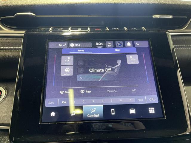 Photo of 2021 Velvet Red Pearlcoat Jeep Grand Cherokee L